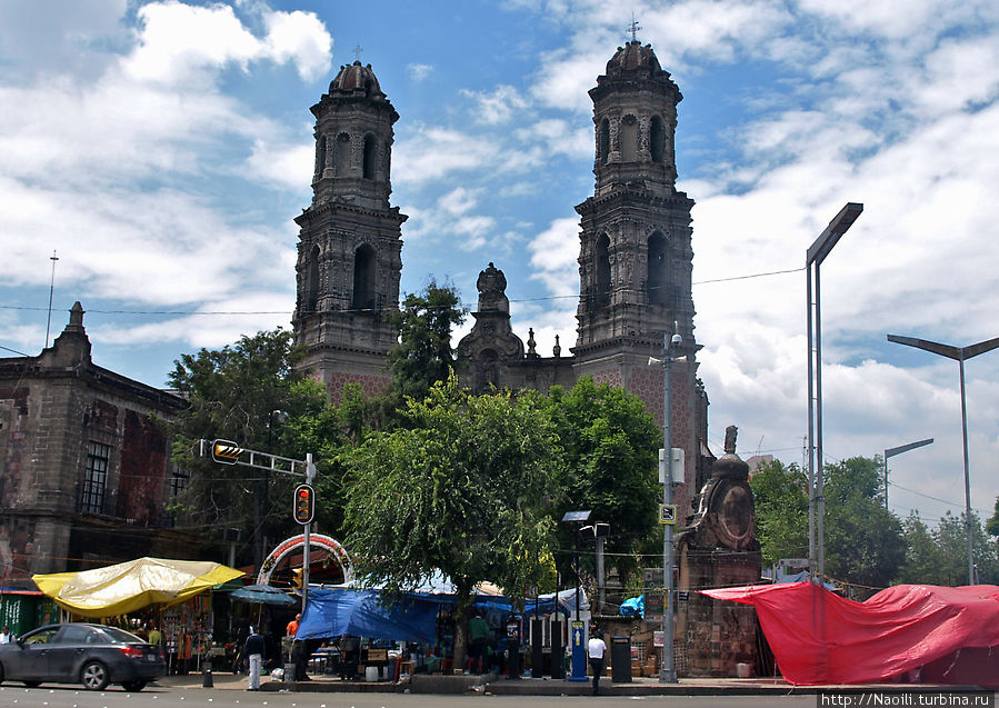 Бывший монастырь святого Иполита около Аламеда и Реформа Мехико, Мексика