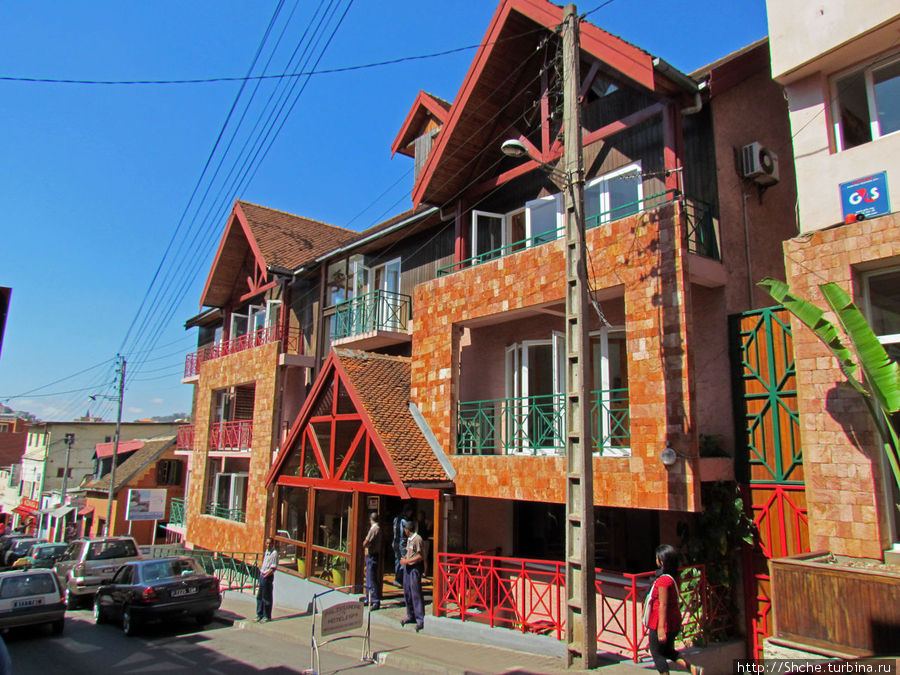 Фасад нашего отеля Фасад нашего отеля