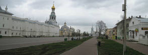 Примерно в 13.30 начинаю фотографировать панораму на Кремлевской площади.