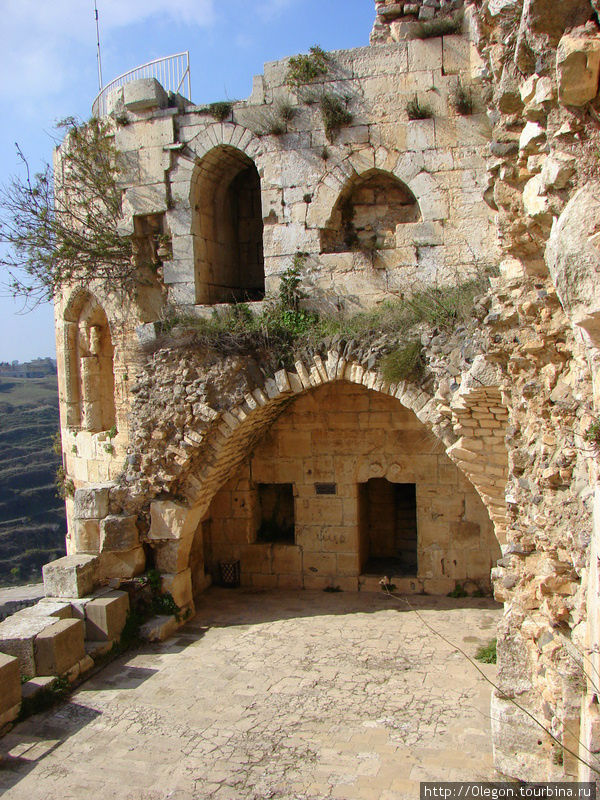 Образец замков короля Эдуарда- Крак де Шевалье Хаваш, Сирия
