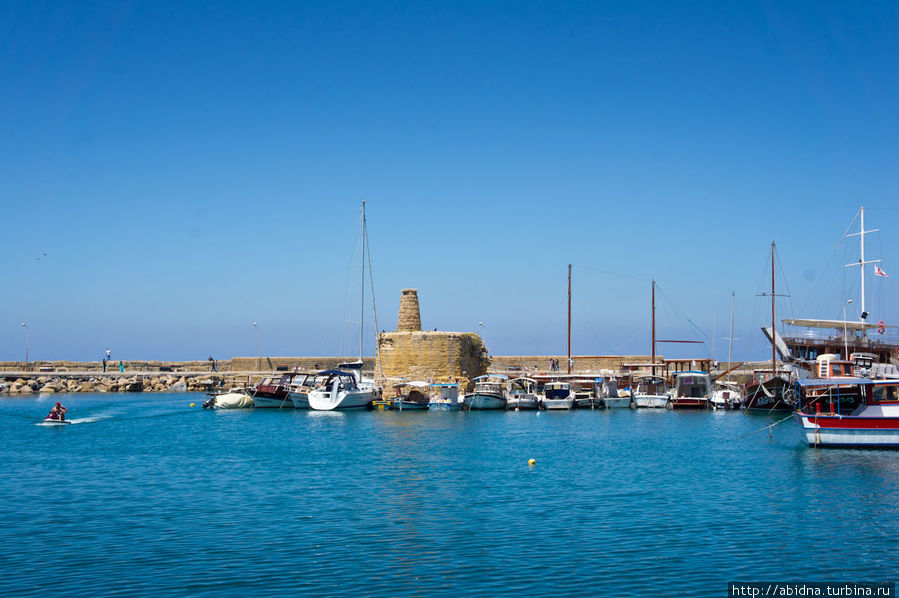 Крепость и гавань Кирении Кирения, Турецкая Республика Северного Кипра