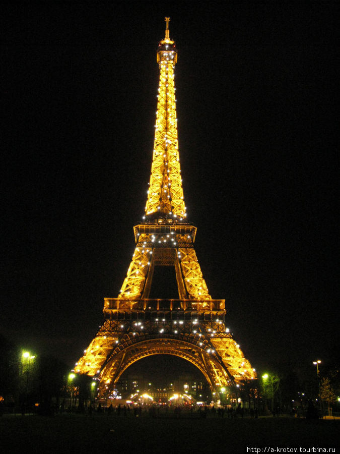 Ну, это Эйфелева башня Париж, Франция