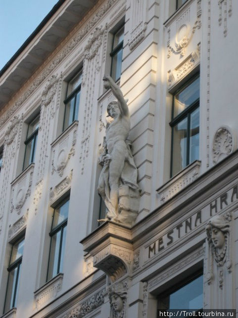 Любляна в росписях, статуях и скульптуре Любляна, Словения