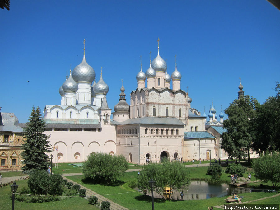 Прогулки по одному из древнейших городов Руси Ростов, Россия Прогулки по одному из древнейших городов Руси Ростов, Россия