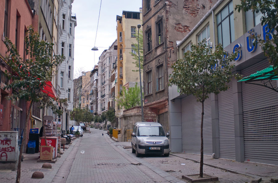 А так выглядят улицы Бейоглу. Стамбул, Турция