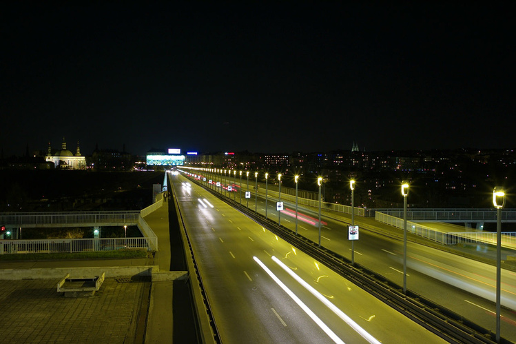 Нусельский мост ночью с п