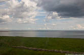 Ближе к границе с Шотландии, в районе города Бервик-апон-Твид (самый северный город Англии, между прочим), на горизонте показалось море.