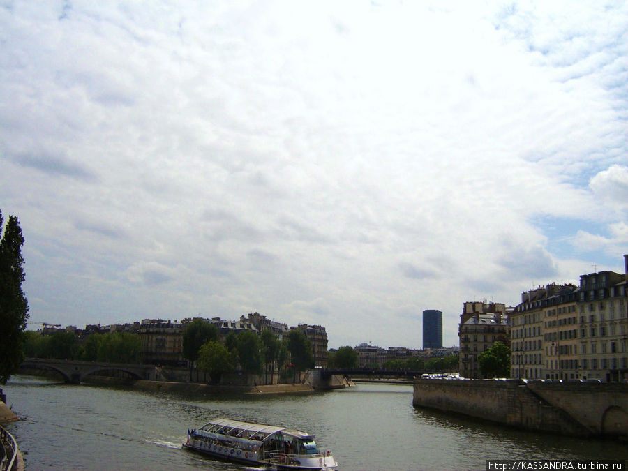 Река Сена Париж, Франция