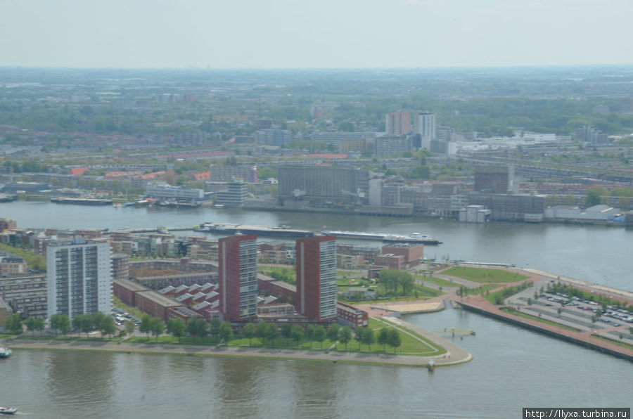 Виды с телевизионной башни Роттердама Роттердам, Нидерланды