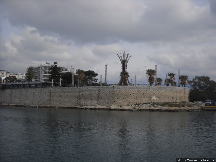 Гранит не гранит, но камень... Гранит не гранит, но камень...