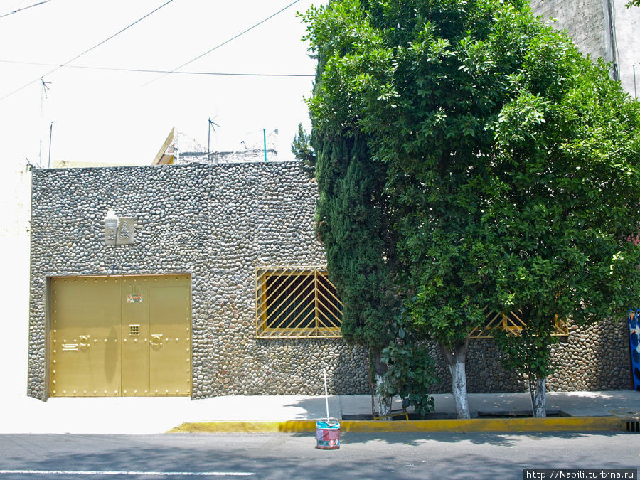 Дом в стиле металл Мехико, Мексика