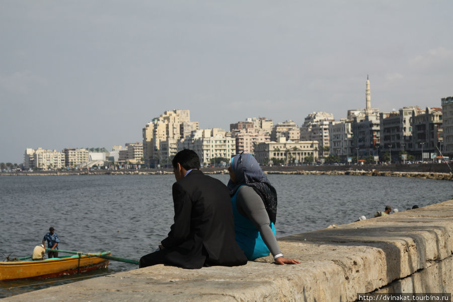 И парочки Александрия, Египет