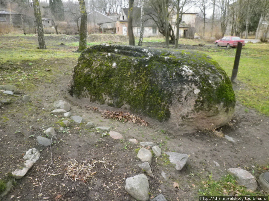 Камень Петра Великого Бауска, Латвия