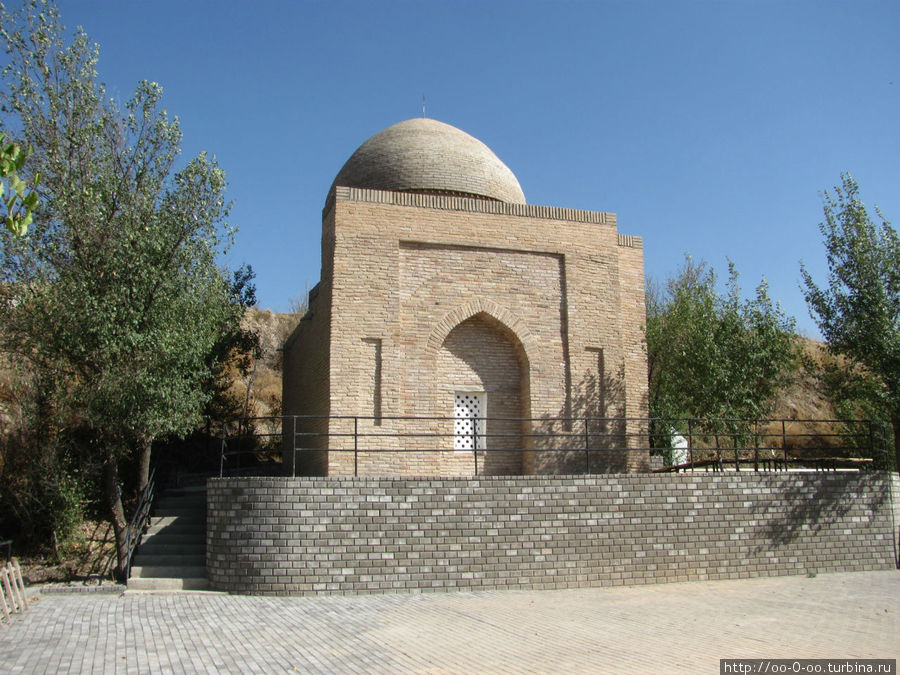 Мавзолей Ибрагим-Ата Сайрам, Казахстан