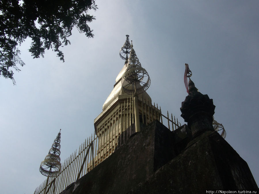 Храм на вершине горы Луанг-Прабанг, Лаос