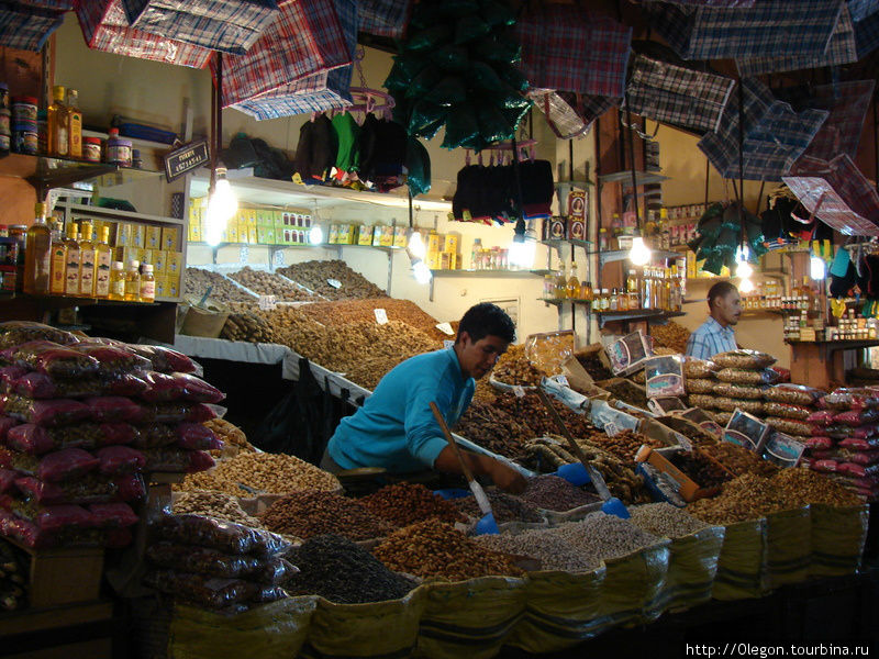 Настоящий восточный базар Марракеш, Марокко