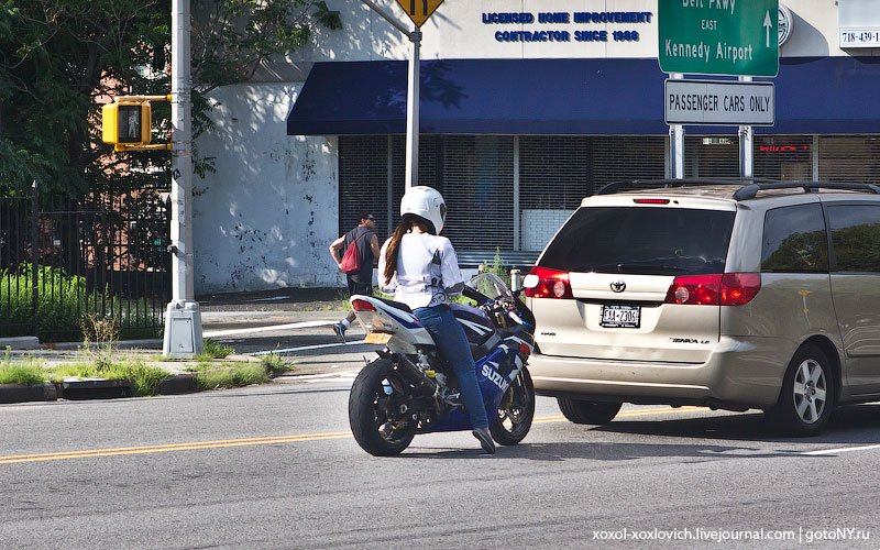 Прогулка по Bay Ridge Нью-Йорк, CША Прогулка по Bay Ridge Нью-Йорк, CША