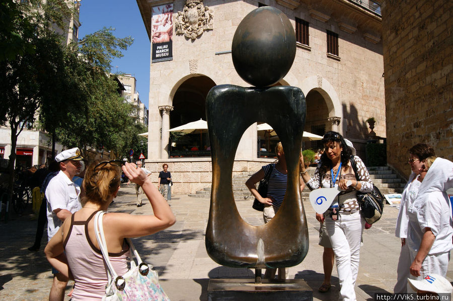 Монумент Джона Миро Пальма-де-Майорка, остров Майорка, Испания
