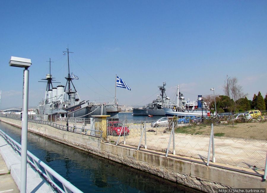 Военный корабль-музей Палео Фалиро, Греция