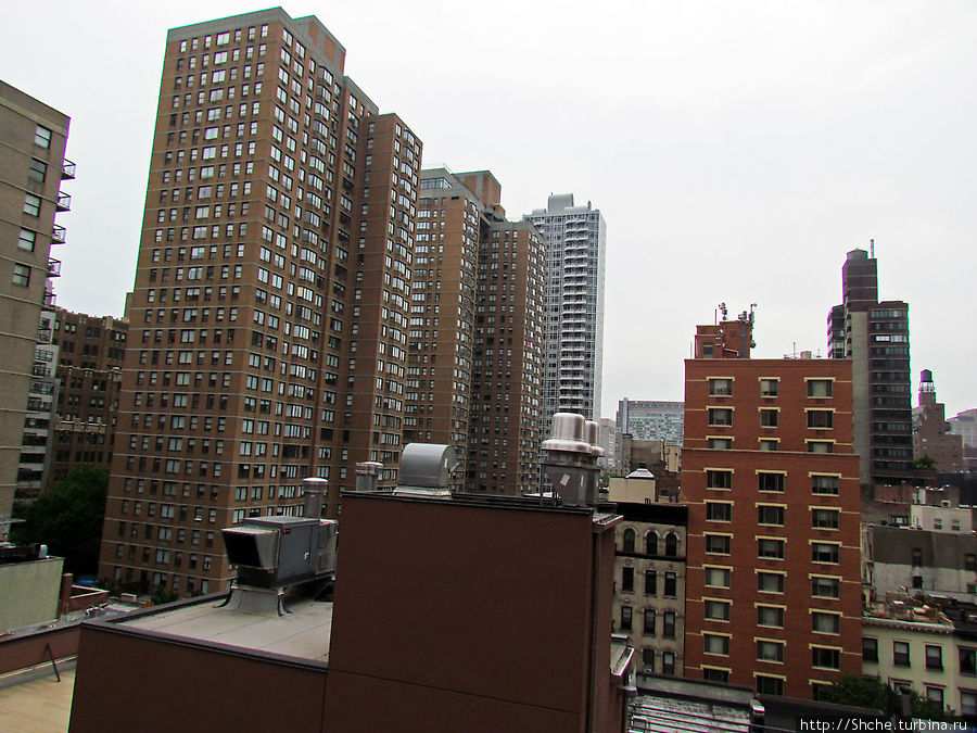 Виды из окна нашего отеля — живопись... Нью-Йорк, CША