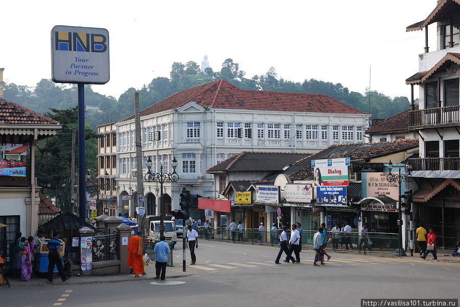 Вокруг озера Канди Канди, Шри-Ланка Вокруг озера Канди Канди, Шри-Ланка