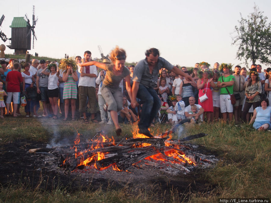 Праздник Ивана Купала в Пирогово Праздник Ивана Купала в Пирогово