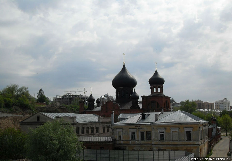 Вид из окна не очень радужный. Вид из окна не очень радужный.