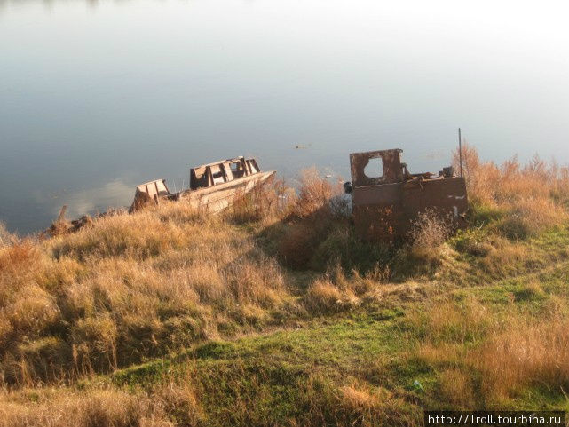 Остатки речных судов советской поры Сороки, Молдова