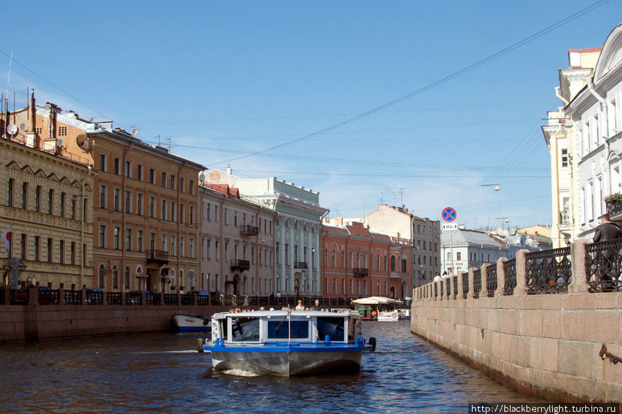 Прогулка по рекам и каналам Санкт-Петербург, Россия