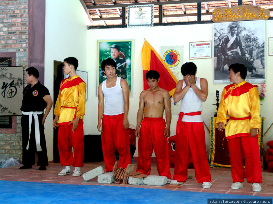 Хюэ, мастерство тела и кисти Хюэ, Вьетнам