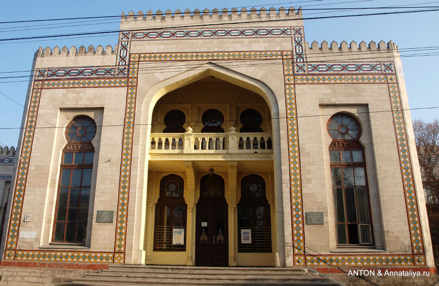 Ну, и внешний вид музея.
В общем, посетить его безусловно стоит. Ну, и внешний вид музея.
В общем, посетить его безусловно стоит.