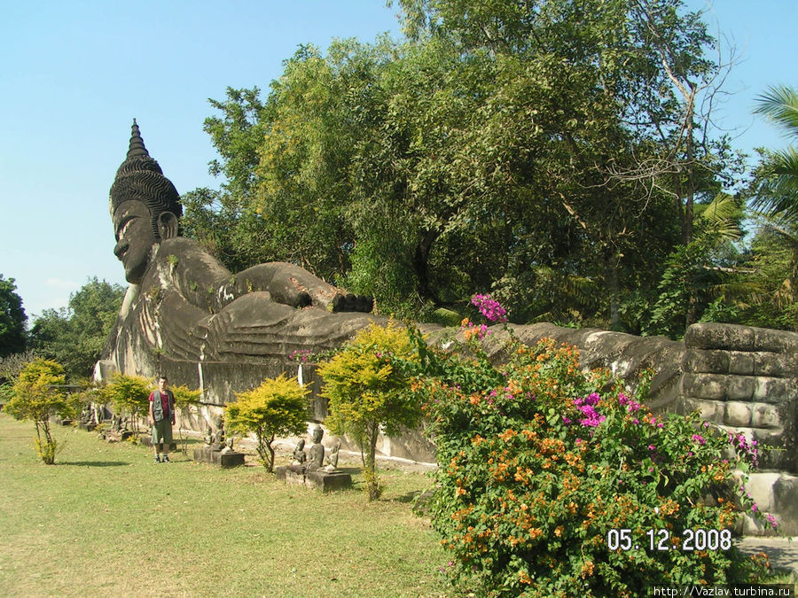Будда на отдыхе Вьентьян, Лаос