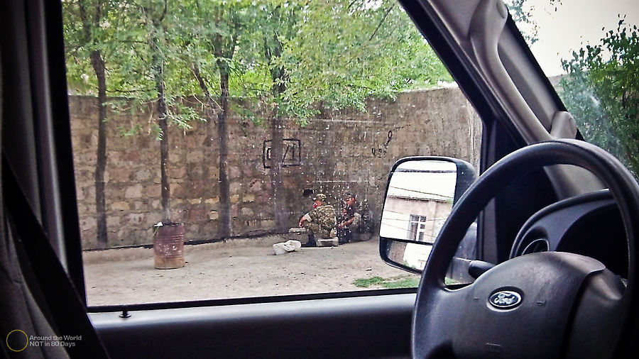 Армянская военная база и окрошка в банке Арарат, Армения