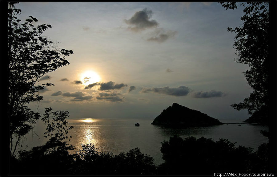 Вид на Нанг Йян с Тао на закате Остров Тао, Таиланд