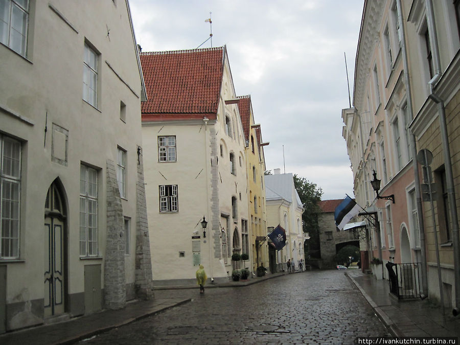Старый город, летний дождь Таллин, Эстония