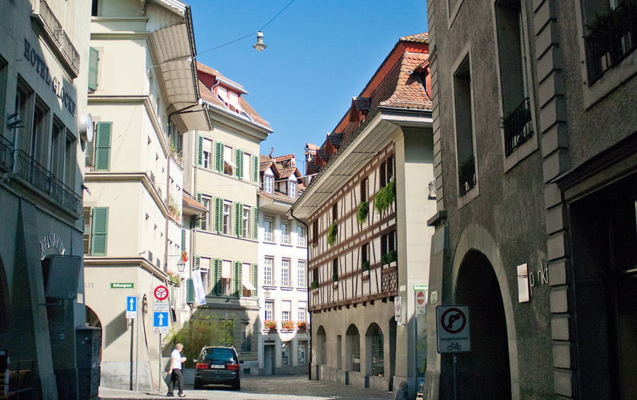 Самый рядовой для Берна переулочек. Берн, Швейцария