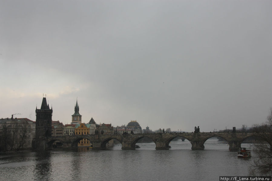 Вид на Карлов мост Прага, Чехия