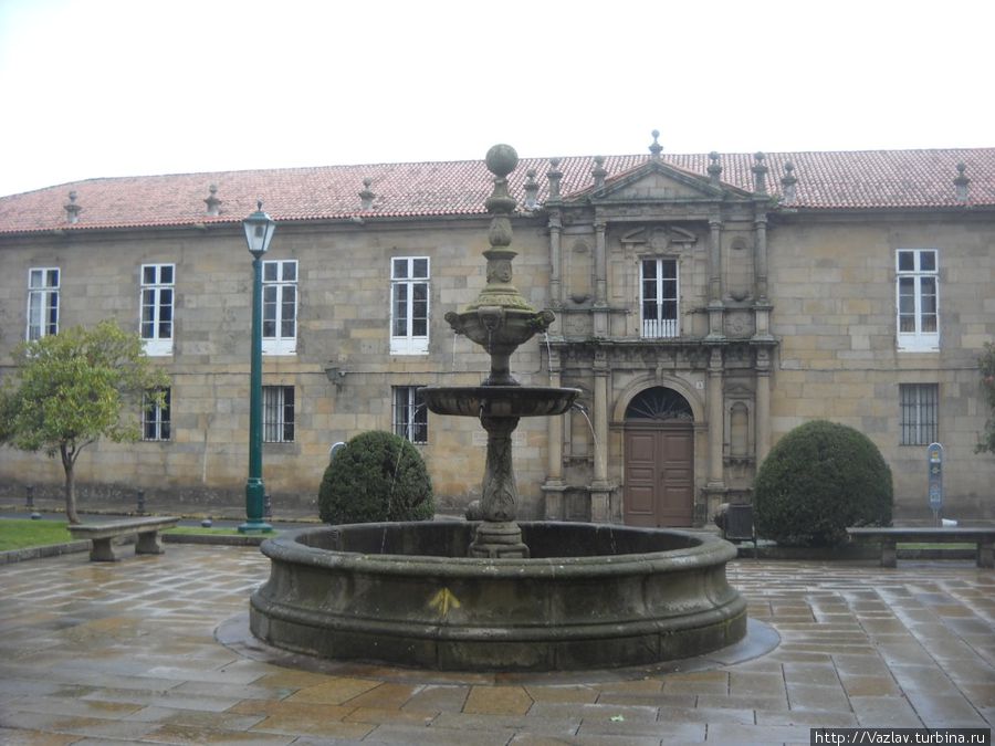 Площадь с фонтаном Сантьяго-де-Компостела, Испания