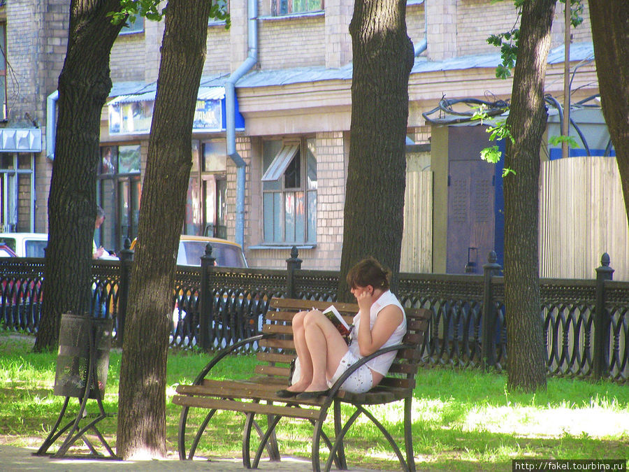 На Театральной площади Харьков, Украина