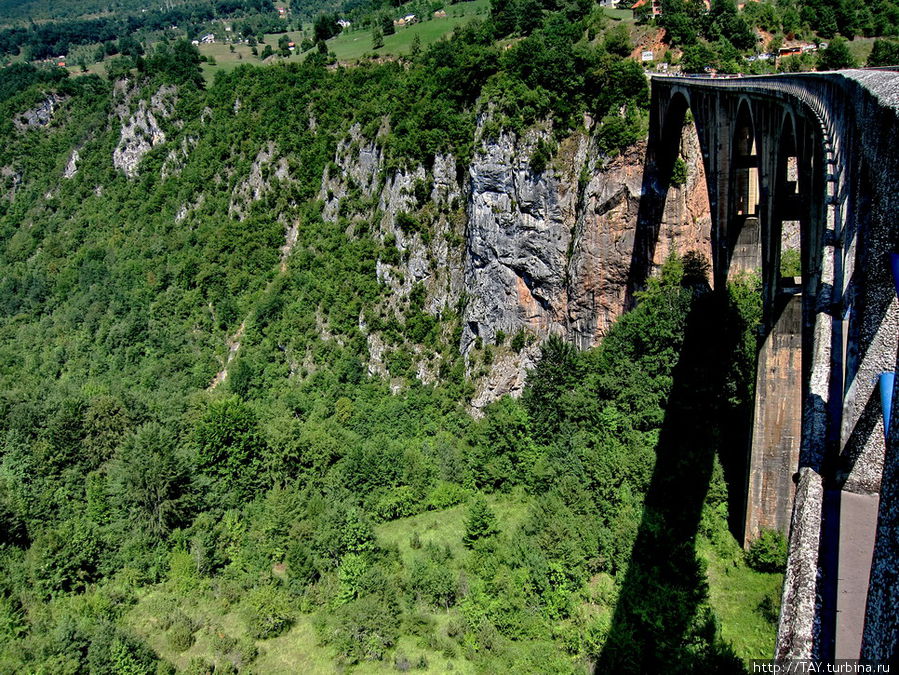 Самый высокий автомобильный мост Европы Жабляк, Черногория