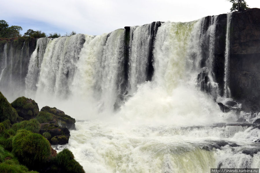 Водопады Игуасу — аргентинская сторона Игуасу национальный парк (Аргентина), Аргентина
