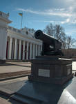 Памятник обороны Одессы.
Установлен в честь успешного отражения нападения англо-французской эскадры на Одессу в период Крымской войны 1845-55 гг.