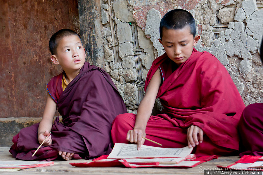 Храм Джамбей-Лакханг Бутан