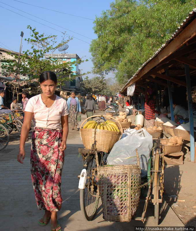 Гуляя по центру Таунджи, Мьянма