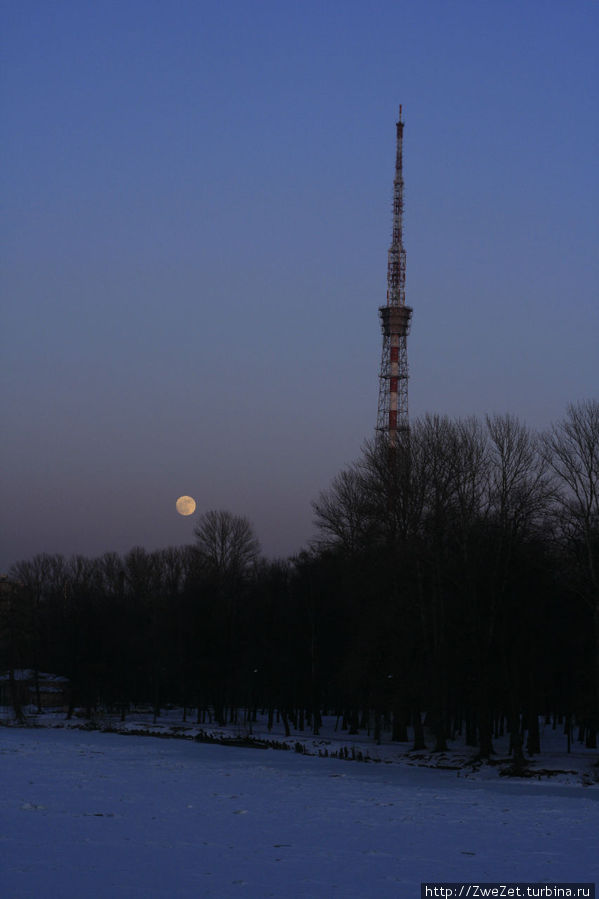 ленинградская телебашня (326 м) — 2012 год Санкт-Петербург, Россия