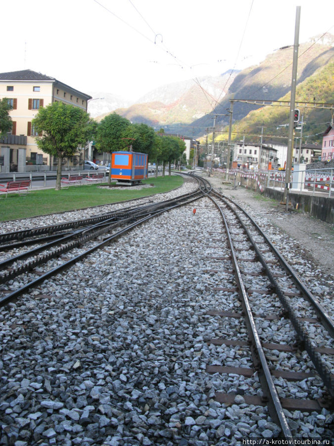 Узкоколейная зубчатая электрифицированная железная дорога Мендризио, Швейцария