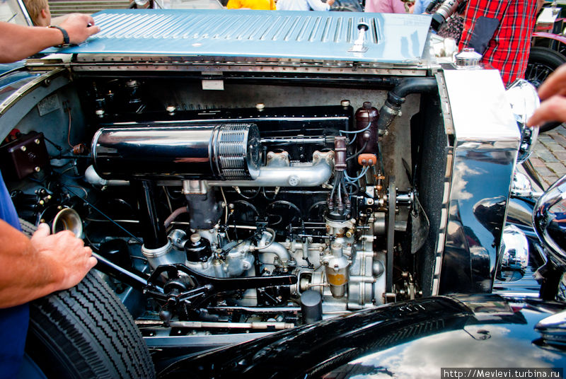 В Риге уникальные довоенные автомашины „Rolls Royce” Рига, Латвия В Риге уникальные довоенные автомашины „Rolls Royce” Рига, Латвия