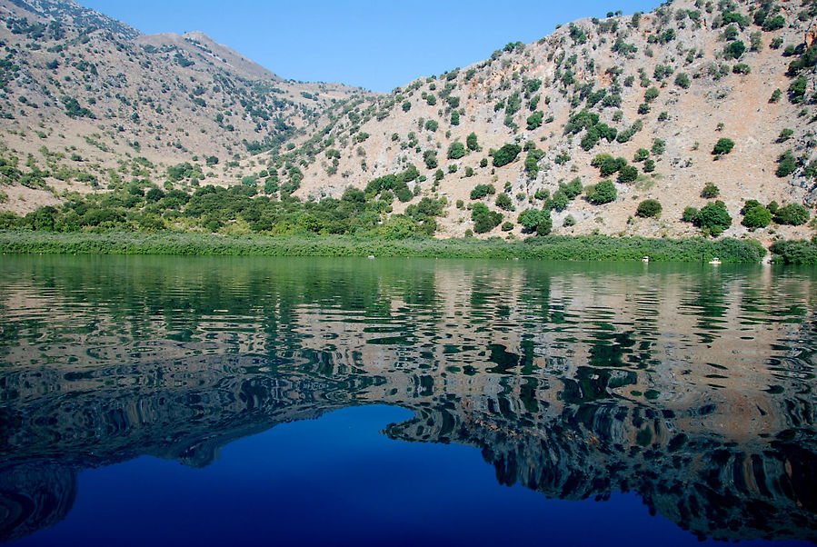 Cамое южное озеро в Средиземноморье Остров Крит, Греция