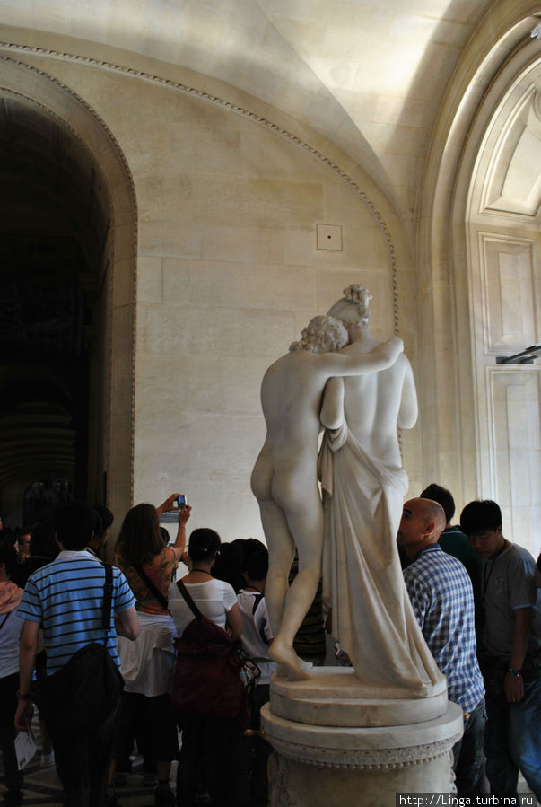 Лувр Париж, Франция Лувр Париж, Франция