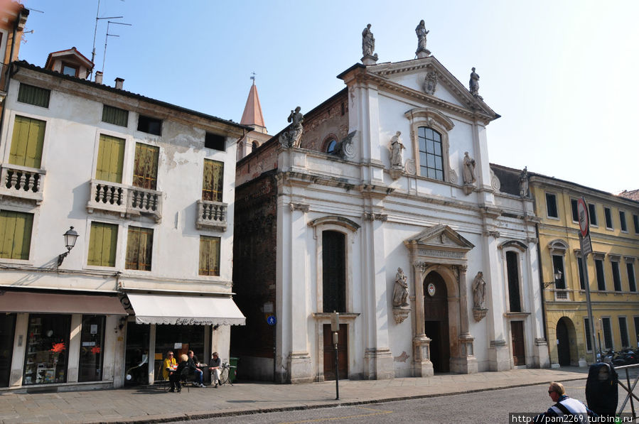 Красивый фасад Виченца, Италия